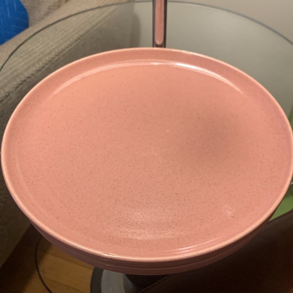 4 RUSSELL WRIGHT BY STEUBENVILLE 10” DINNER PLATES CORAL SPECKLEWARE - Picture 2 of 11